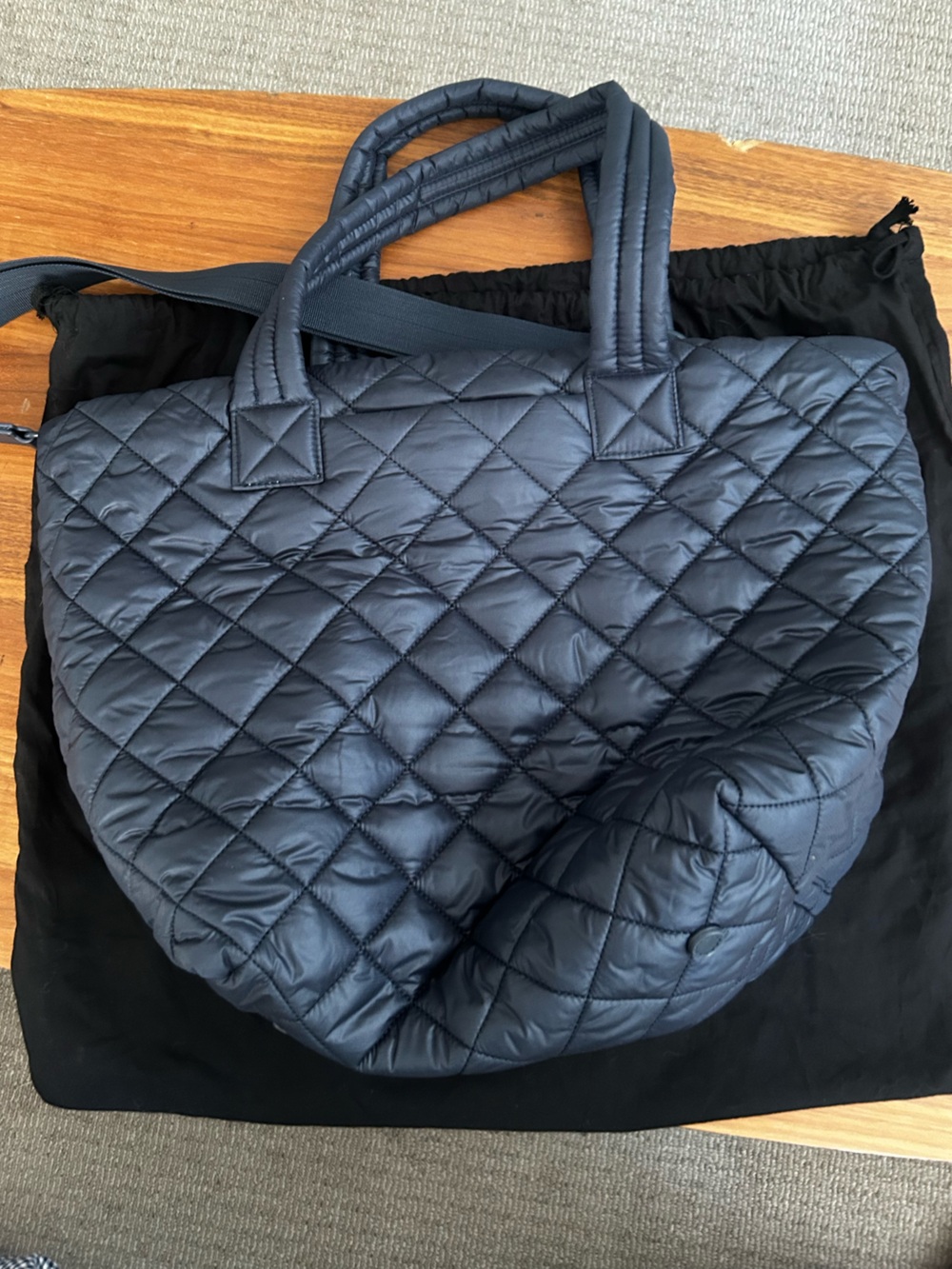 Quince Transit Quilted Carry-All Tote - Picture 5 of 6
